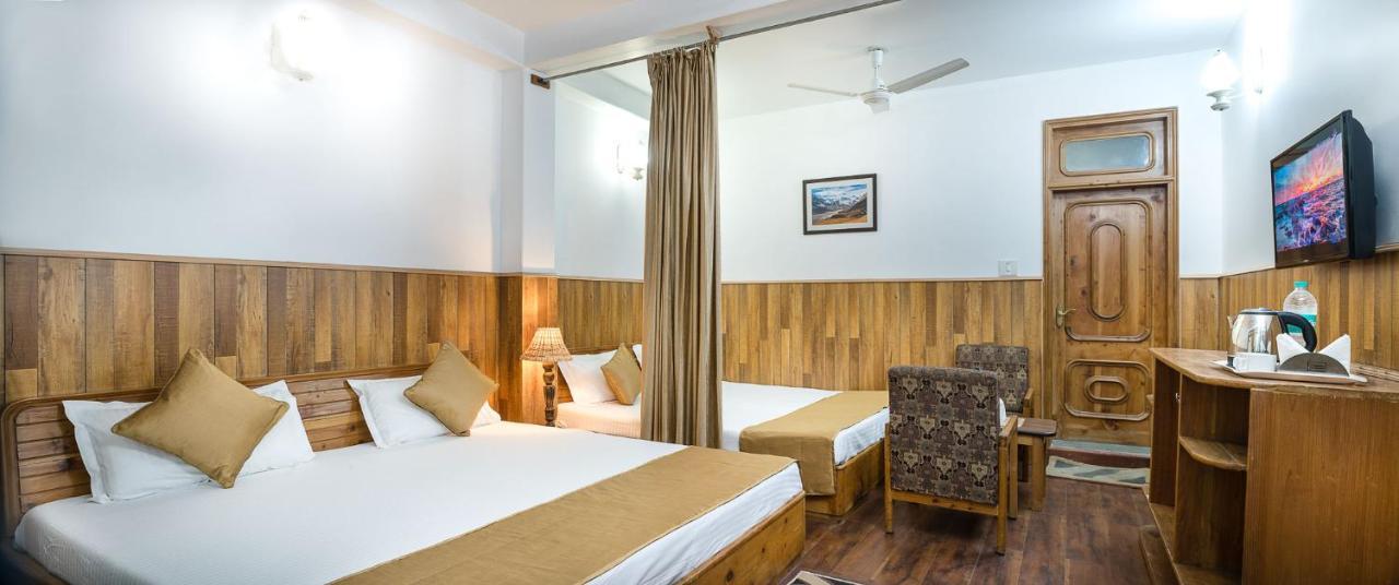 Hotel Kullu Valley エクステリア 写真