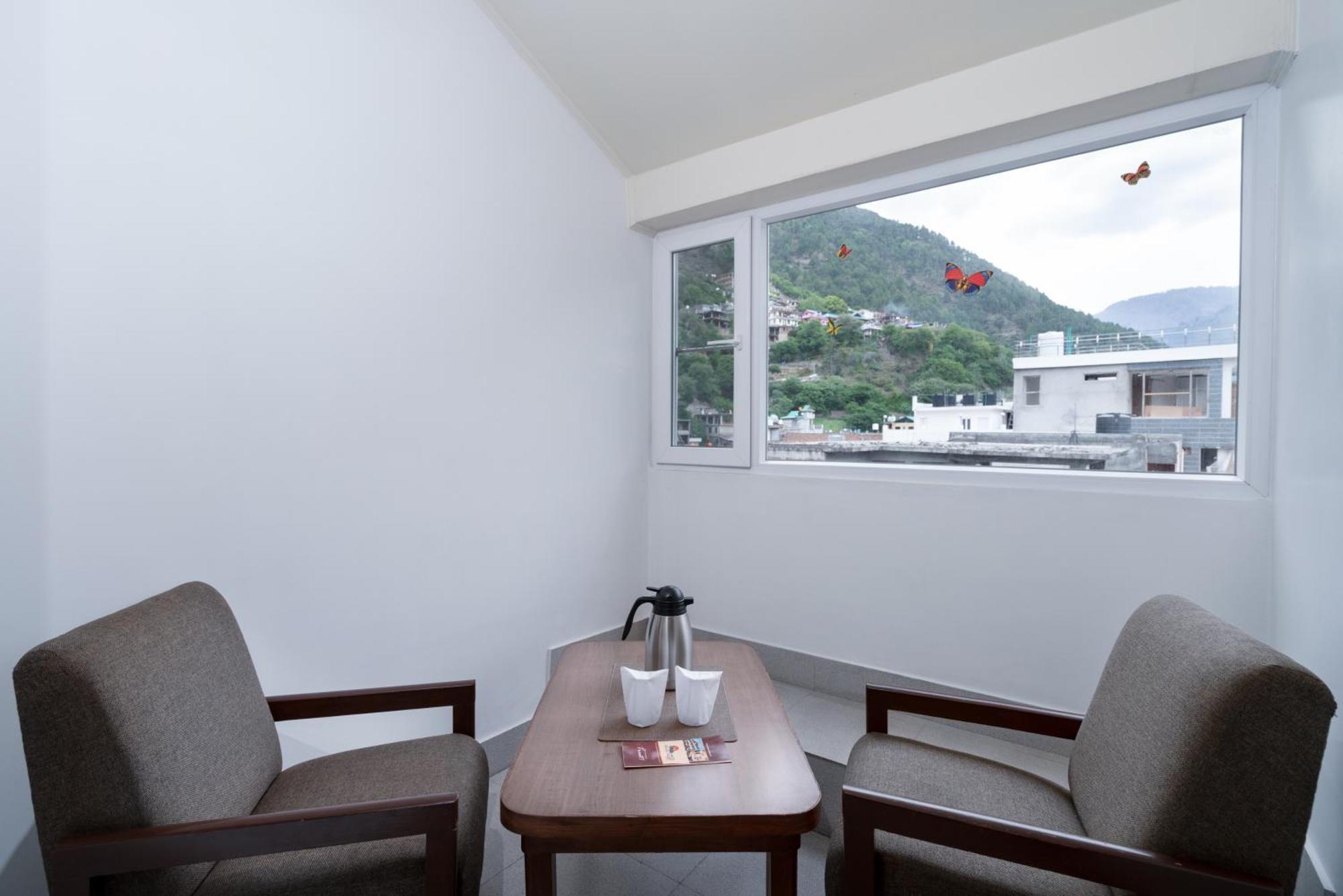 Hotel Kullu Valley エクステリア 写真